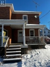 Building Photo - 8 Main St