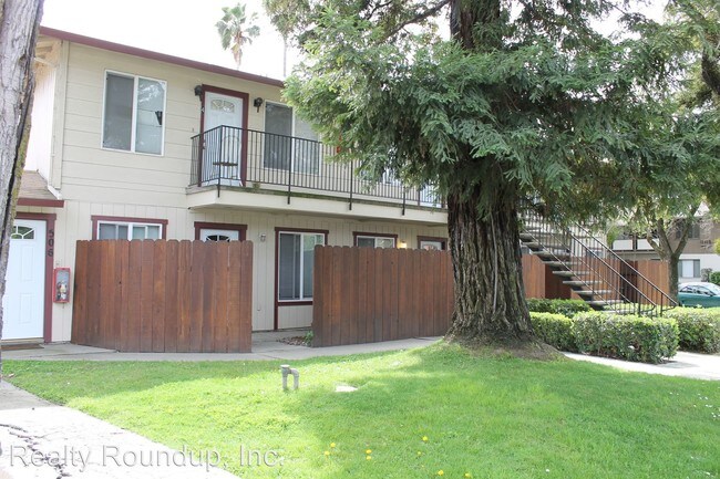 Building Photo - 506 Dave Brubeck Way