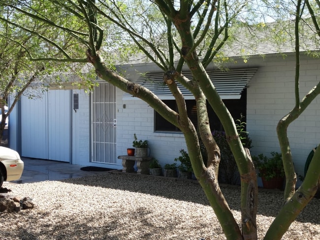 Building Photo - 9213 North 11th St