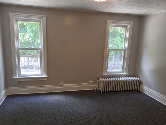 Master bedroom - 426 Washington Ave