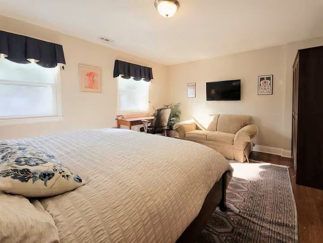 Building Photo - 9605 Singleton Dr