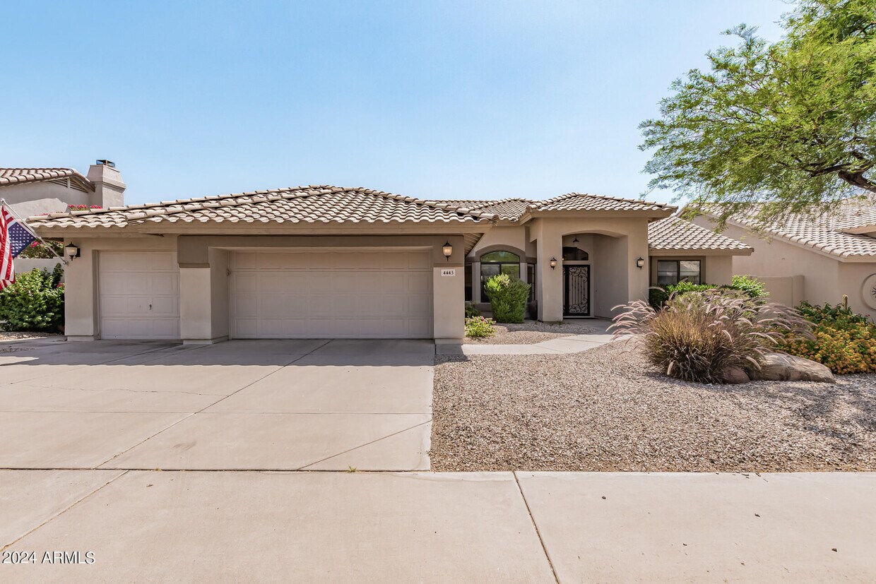 Primary Photo - 4443 E Barwick Dr