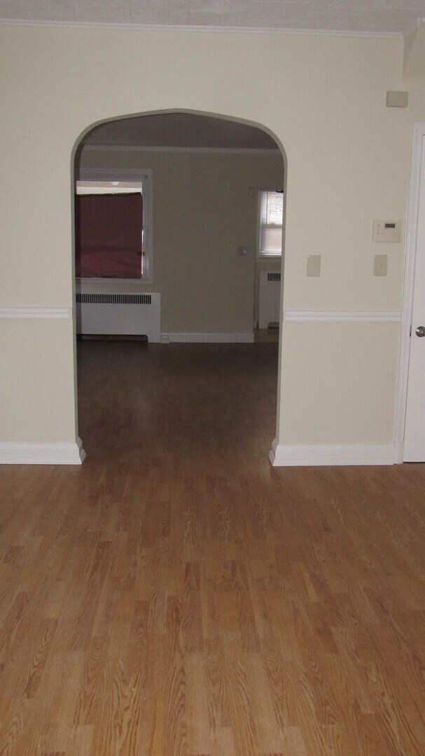 Building Photo - Beautiful Three Bedroom Home in Hamilton