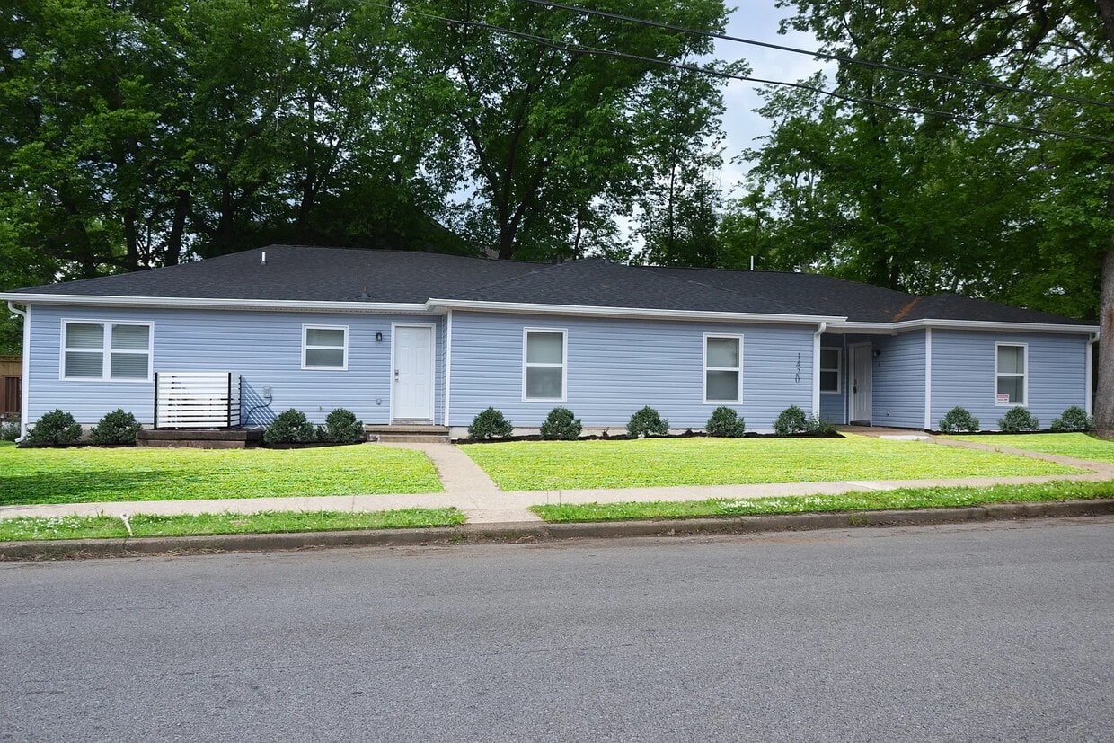 Frente exterior - 1420 Union Ave