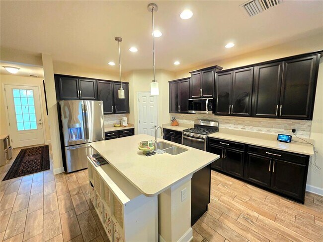 Foto del edificio - 5944 Jasper Glen Dr