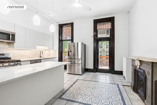 Foto del edificio - 416 3rd St