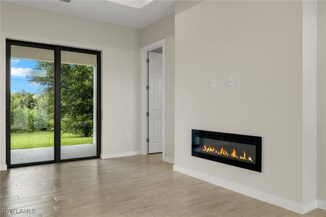 Building Photo - 4715 6th St W