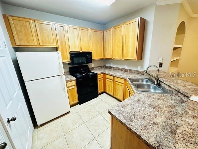 Foto del edificio - 10106 Courtney Oaks Cir