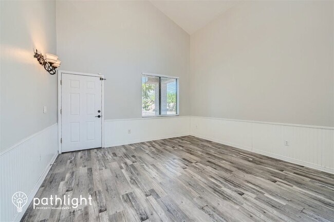 Building Photo - 17588 S Green Willow Pl