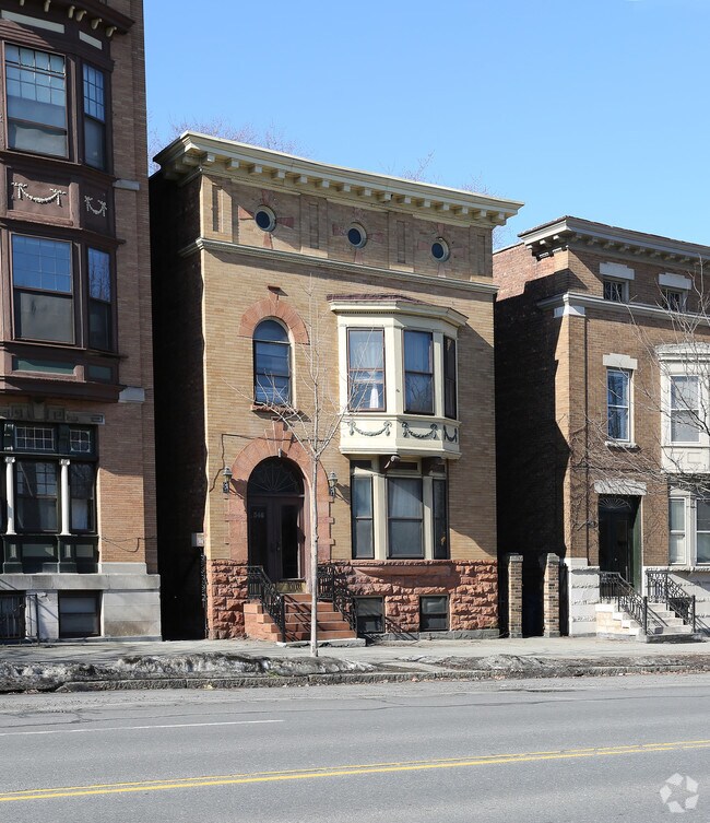 546 Madison Ave Albany, NY 12208 Rentals Albany, NY
