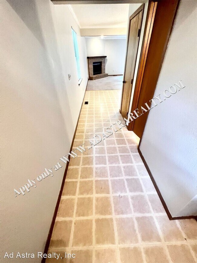 Foto del edificio - 3 br, 2 bath House - 3500 NE Independence ...