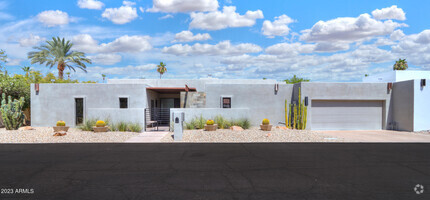 Building Photo - 6333 N Scottsdale Rd