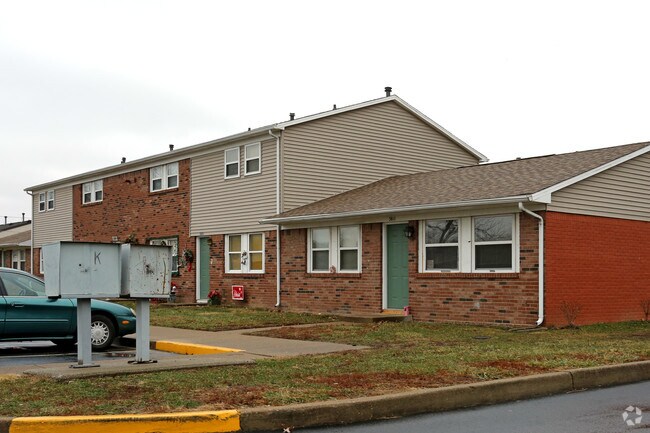 Arbors at Evansville Apartments - Coldwater Flats LLC