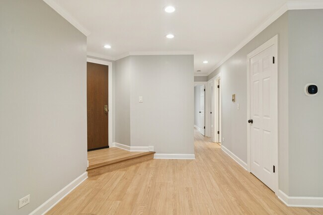 Foto del edificio - 184 Grove Ave