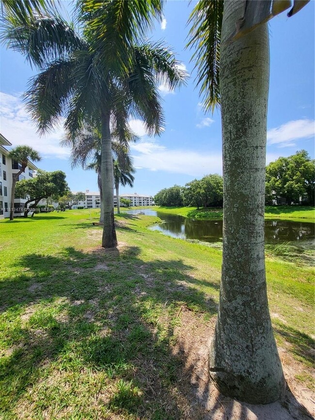 Building Photo - 3640 Whitehall Dr