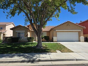 Building Photo - 42534 Coronet Ct