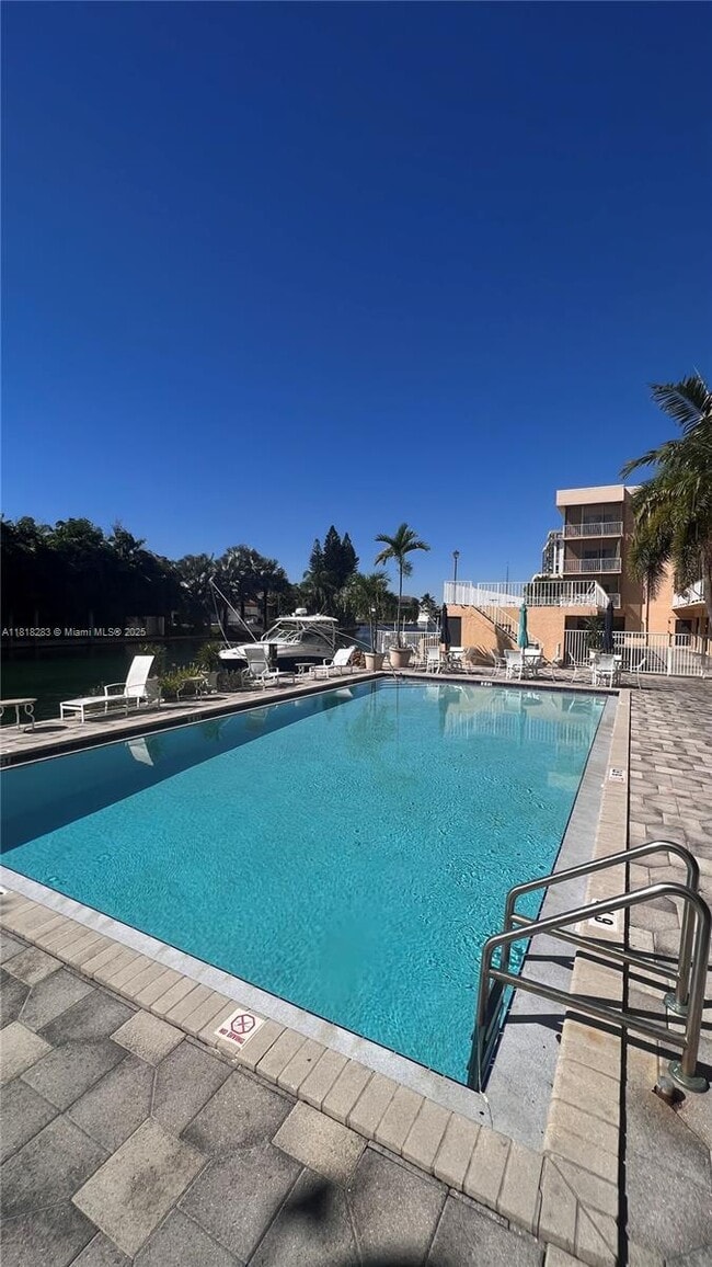 Foto del edificio - 2620 NE 135th St
