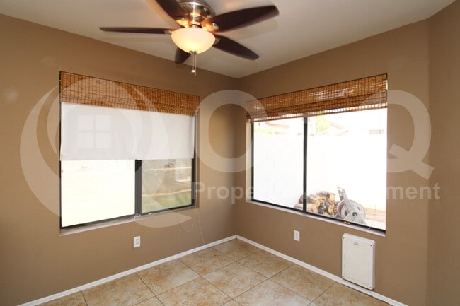 Building Photo - 710 S St Martin Dr