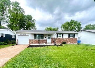 Building Photo - 1855 Violet Dr