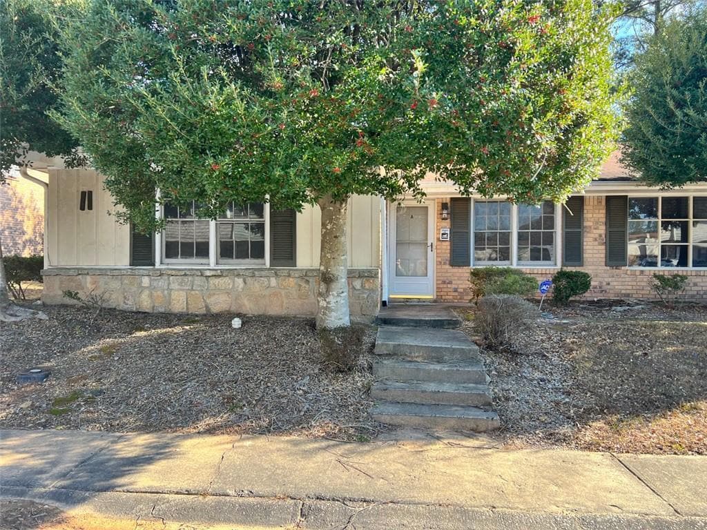 4701 Flat Shoals Rd, Union City, GA 30291 Townhome Rentals in Union