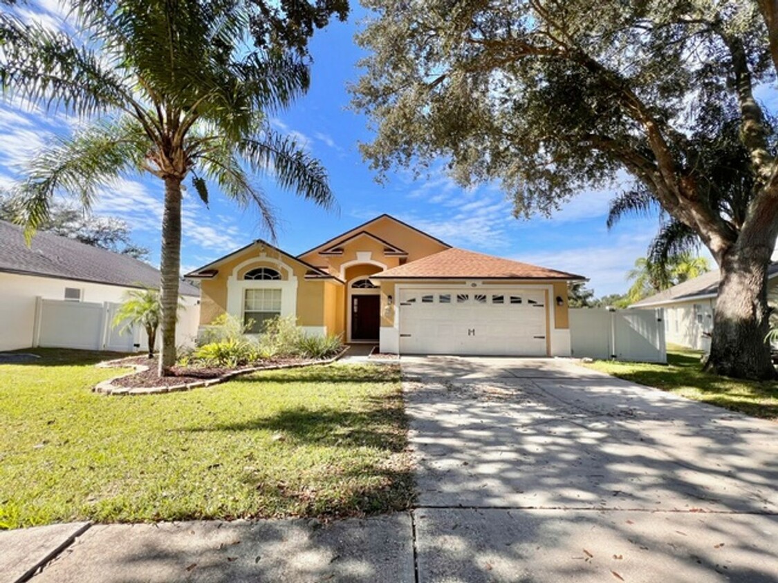 Primary Photo - Apopka - 4 Bedroom, 2 Bathroom ( POOL HOME...