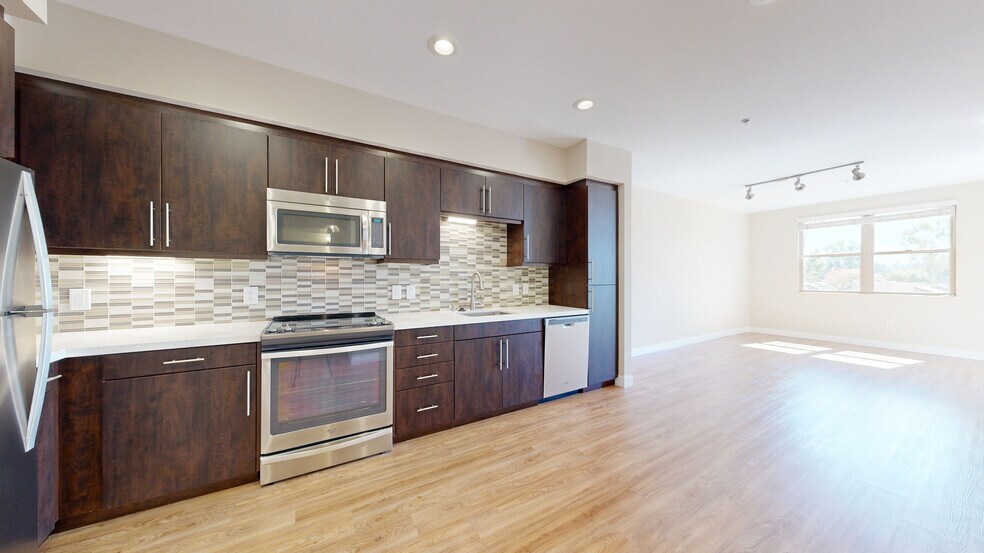 Reata Oakbrook Village