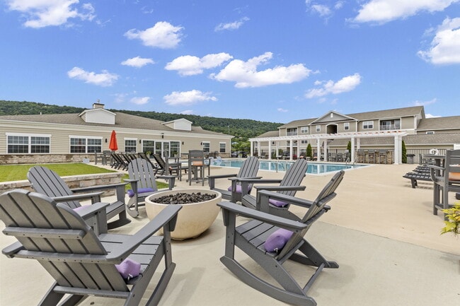 Building Photo - Reserve at Cranberry Springs