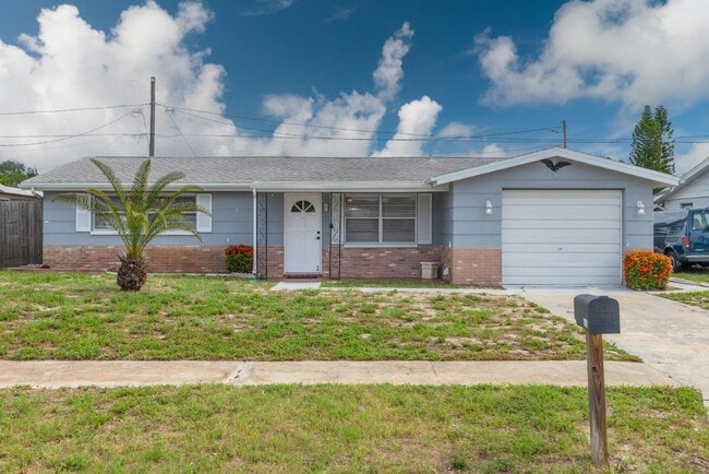 Building Photo - 5135 Cardiff Dr