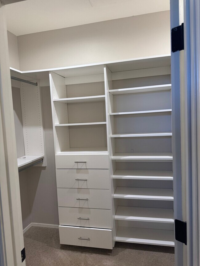 Foto del edificio - 955 E Prairie Field Ln