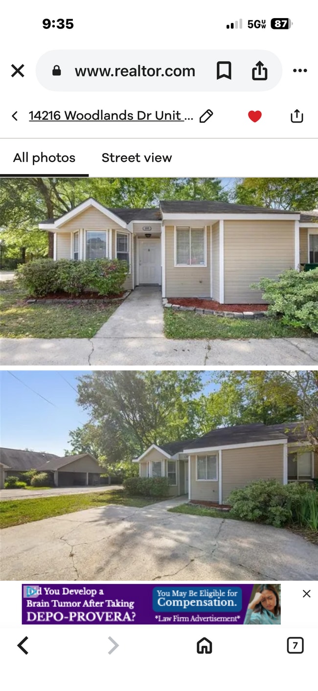 Front entrance - 14216 Woodlands Dr