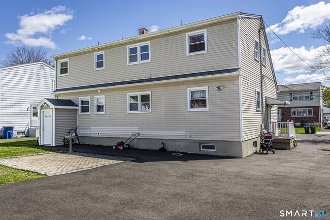 Building Photo - 117 Elizabeth Ann Dr