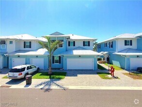 Building Photo - 26330 Coco Cay Cir