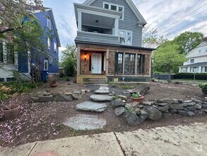 Building Photo - 52 Howard Ave