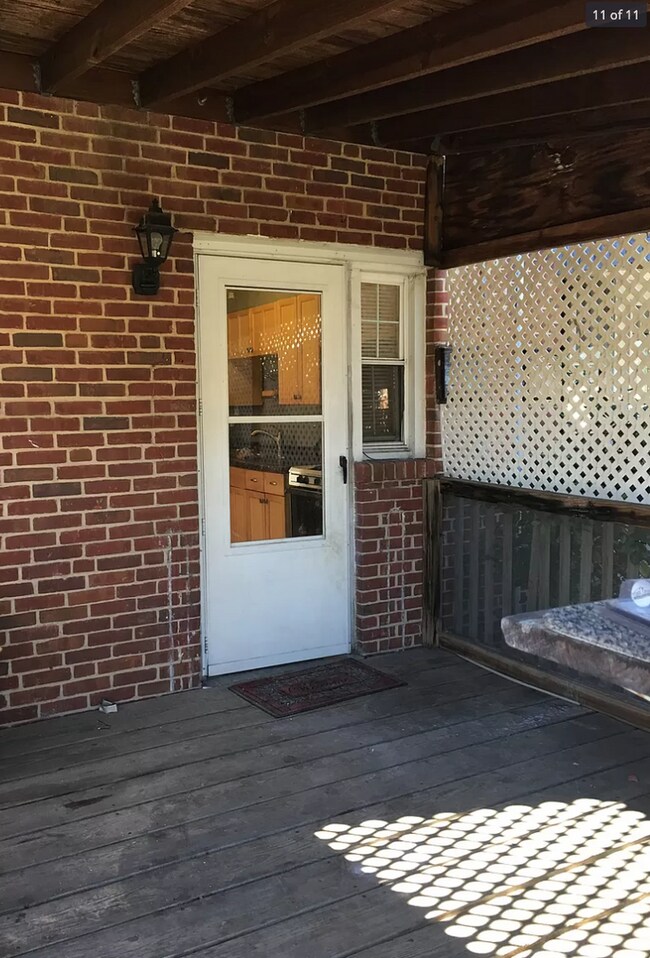 Foto del edificio - 3 Bedroom, 1 Bath Townhome