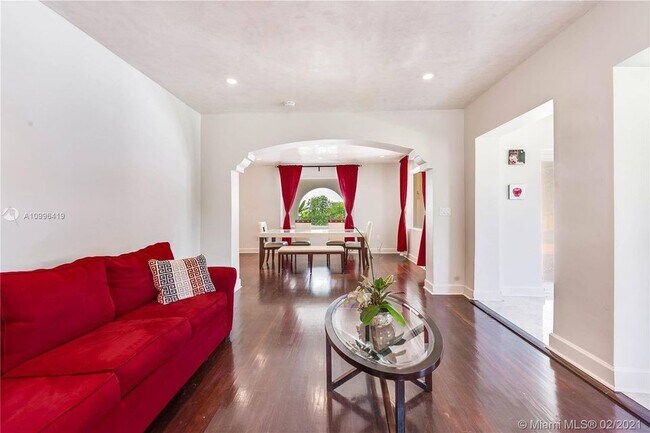 Foto del edificio - 1776 SW 11th Ter