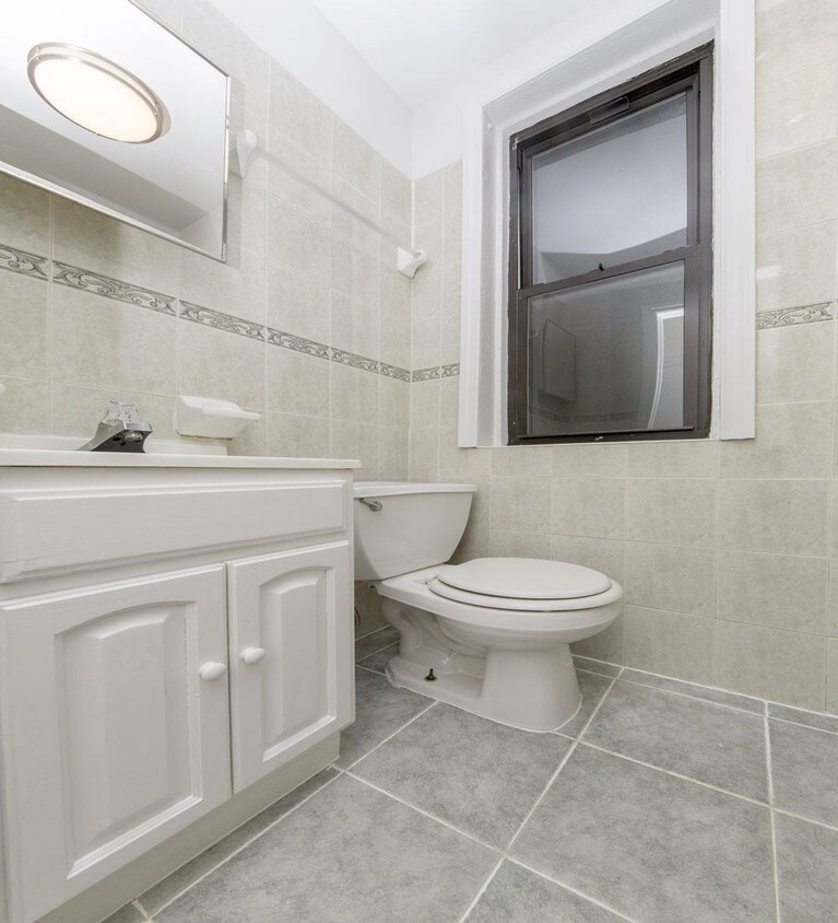Foto principal - 22 E 21st St