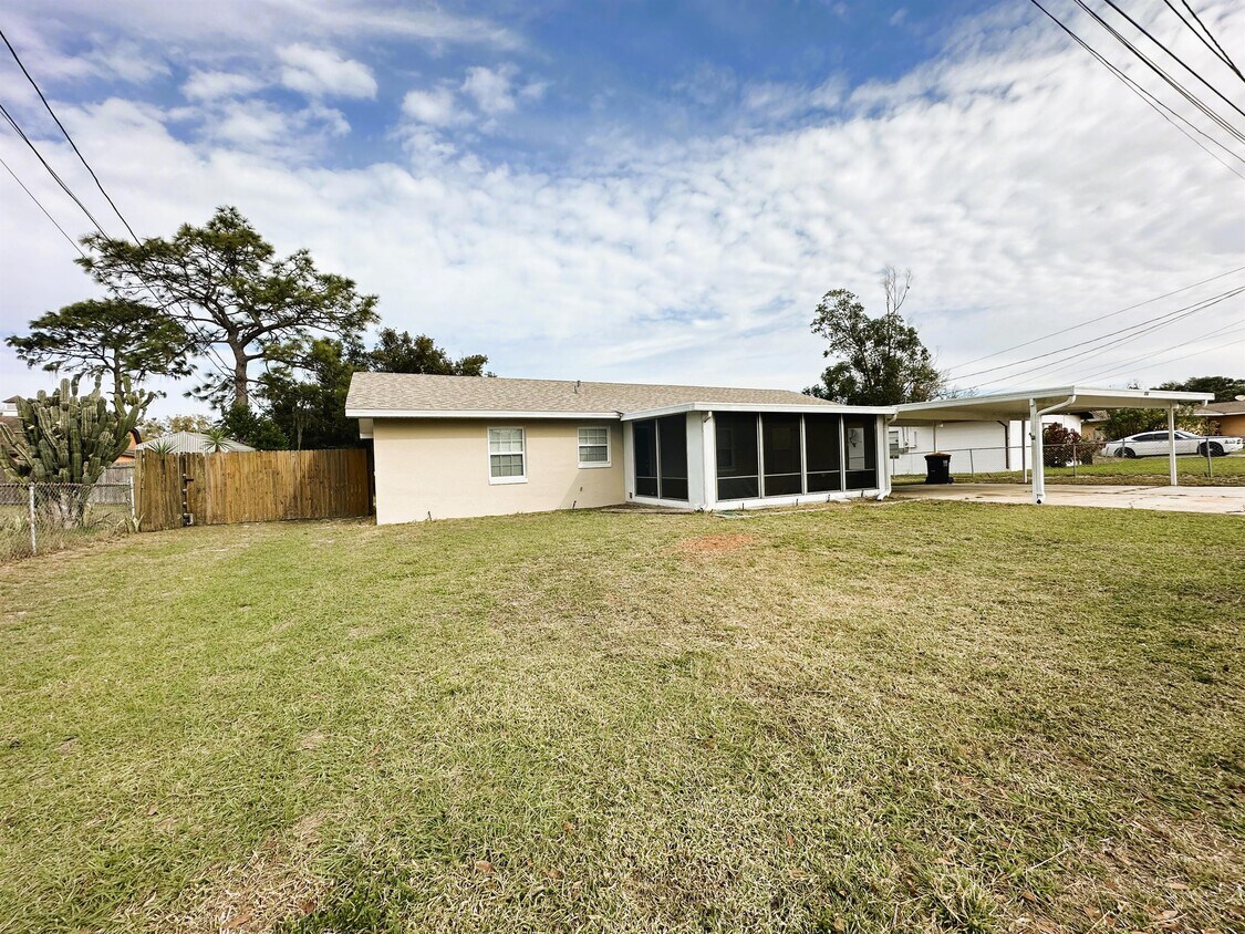 Foto principal - 206 Babson Dr