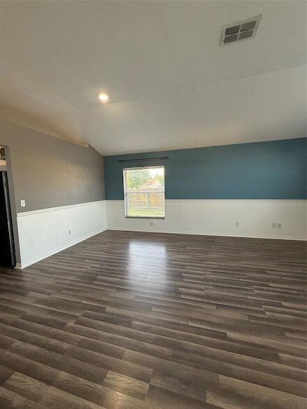 Building Photo - 5841 Dorham Pl