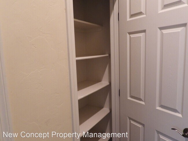 Building Photo - 3 br, 2 bath House - 6169 N Placita San Ag...