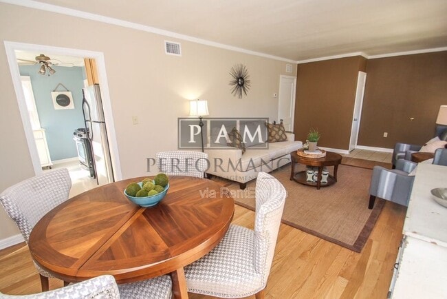 Building Photo - 4795 N Idlewild Ave