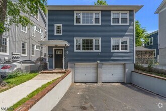 Building Photo - 9 Westervelt Pl