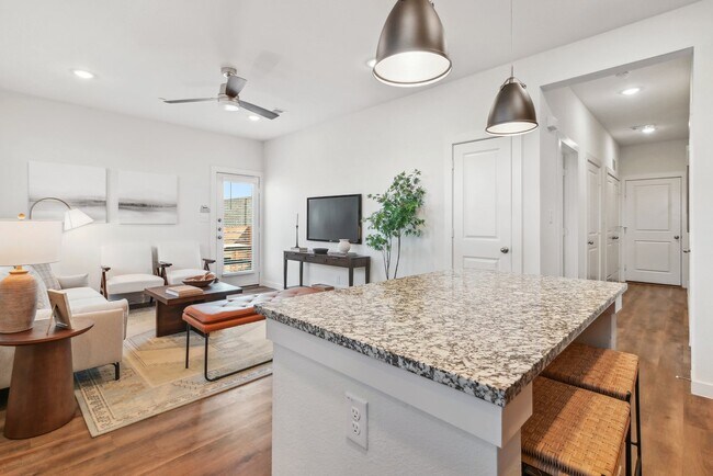 Building Photo - 4450 South State Highway 360 Apt #F118, Gr...