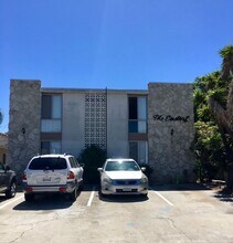 Building Photo - 2055 Felspar St