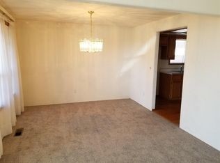 Building Photo - 1411 Larson Creek Dr