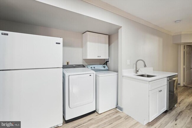 Building Photo - 20672 Fairwater Pl