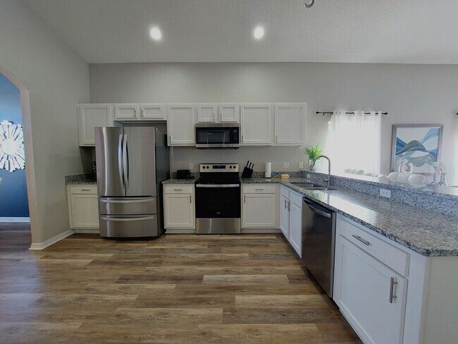 Foto del edificio - 602 Bloomingdale Dr