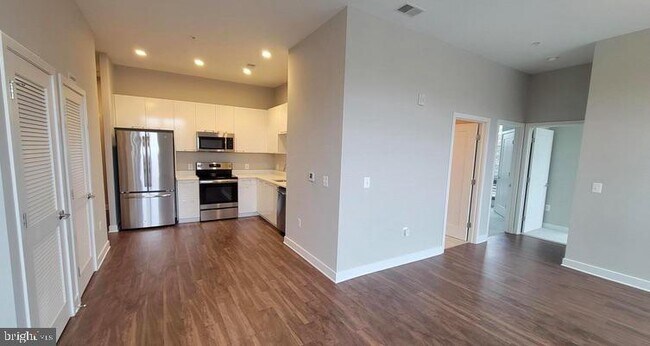 Foto del edificio - 989 S Buchanan St