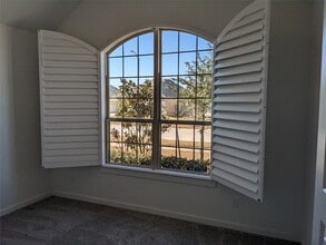 Building Photo - 2206 Hays Ranch Dr