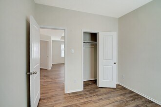 Building Photo - 14023 Mack Wood Trl