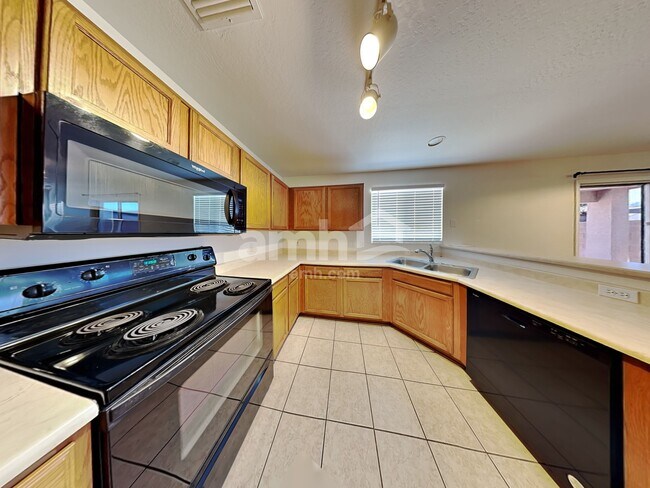 Foto del edificio - 11818 W Altadena Ave